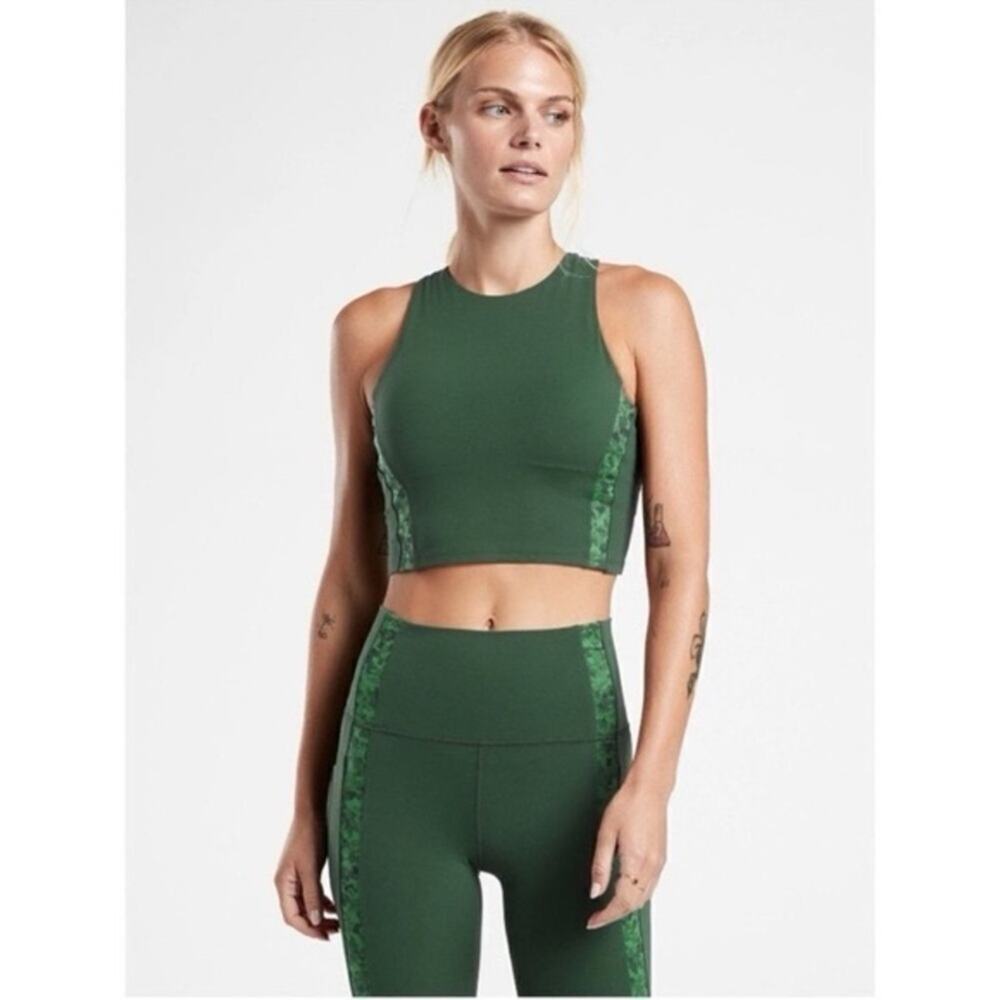 Athleta Conscious Crop Serene Green Camo Back Cut Out Tank Top Size Small